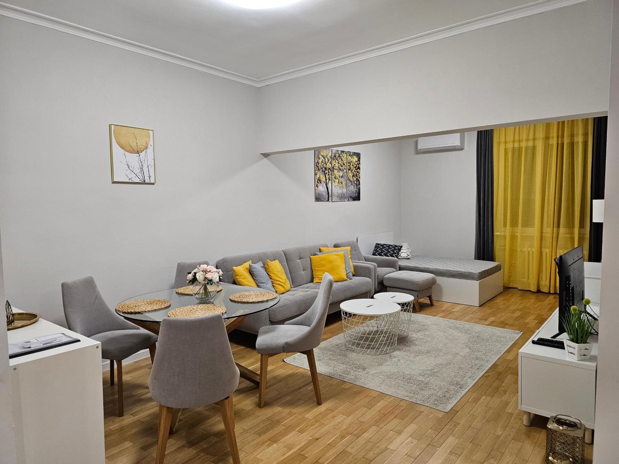 Spacious Aristocratic Apt. With A Colourful View 索菲亞 外观 照片