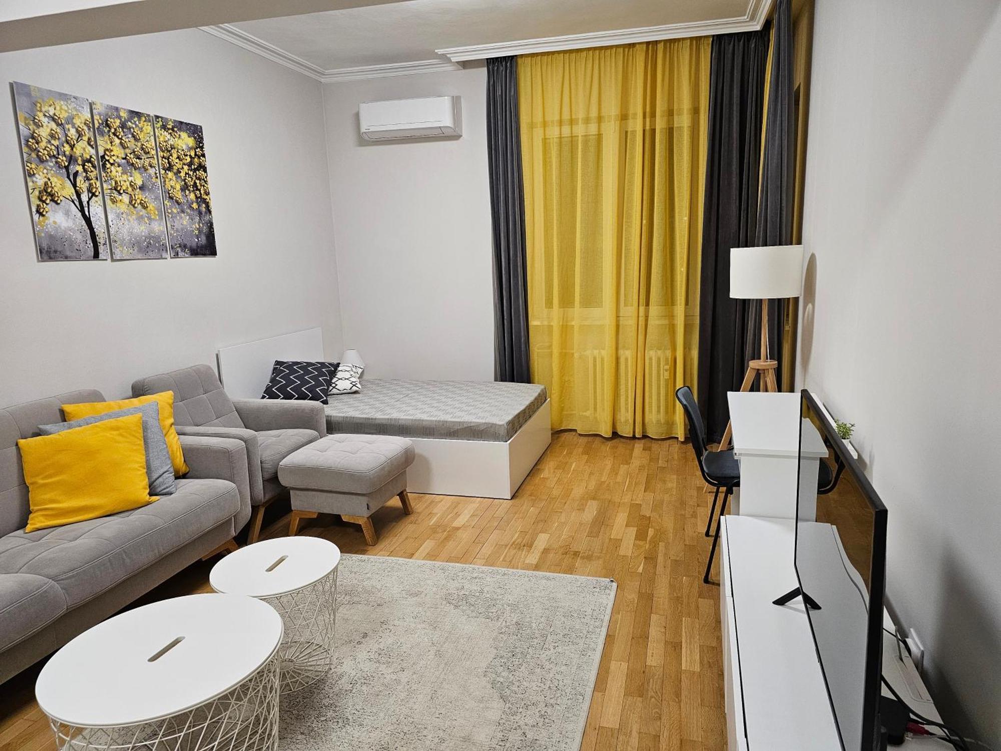 Spacious Aristocratic Apt. With A Colourful View 索菲亞 外观 照片